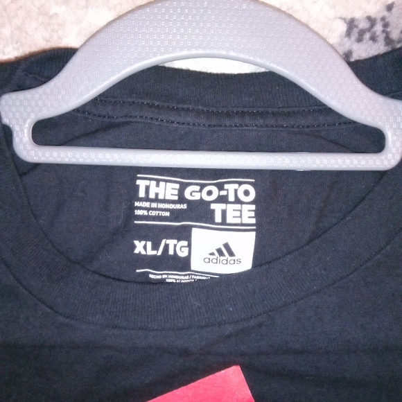 Adidas men's size XL "the go-to tee" t-shirt - Picture 3 of 4